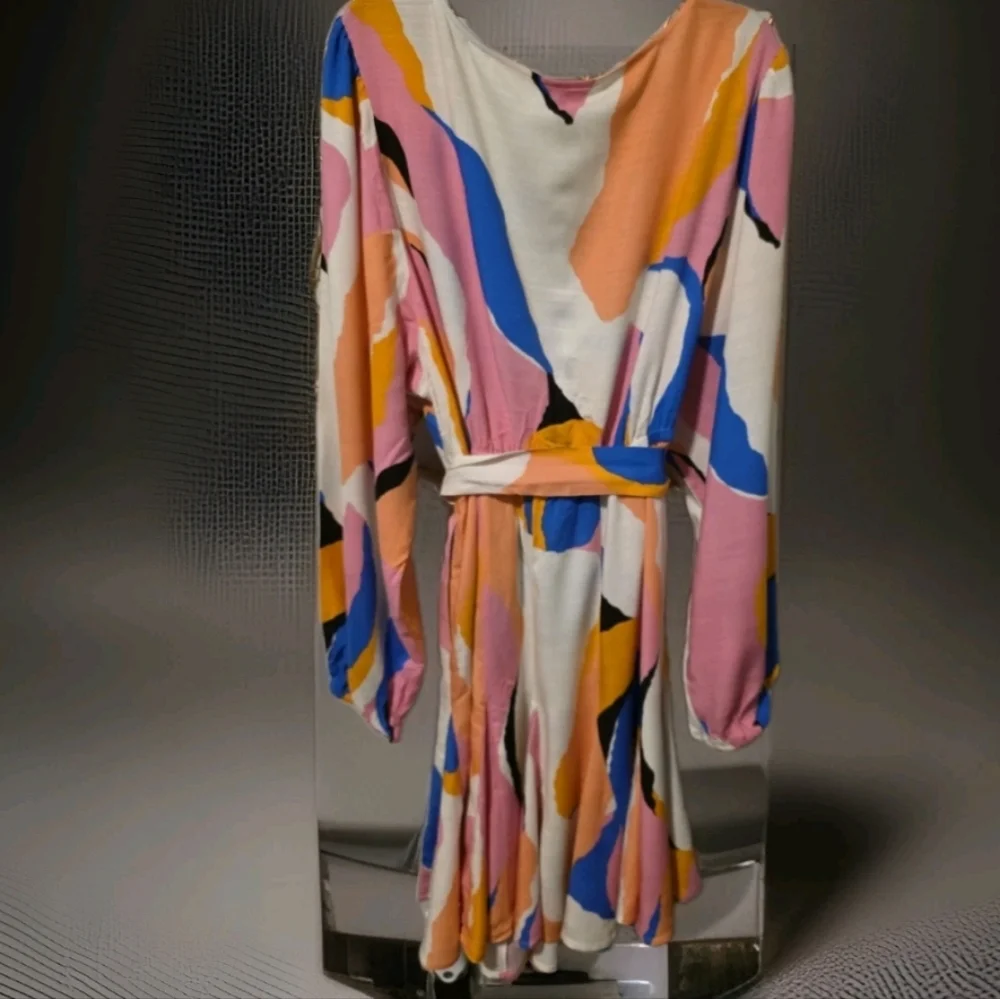 SOLD - Picture 2 of 6